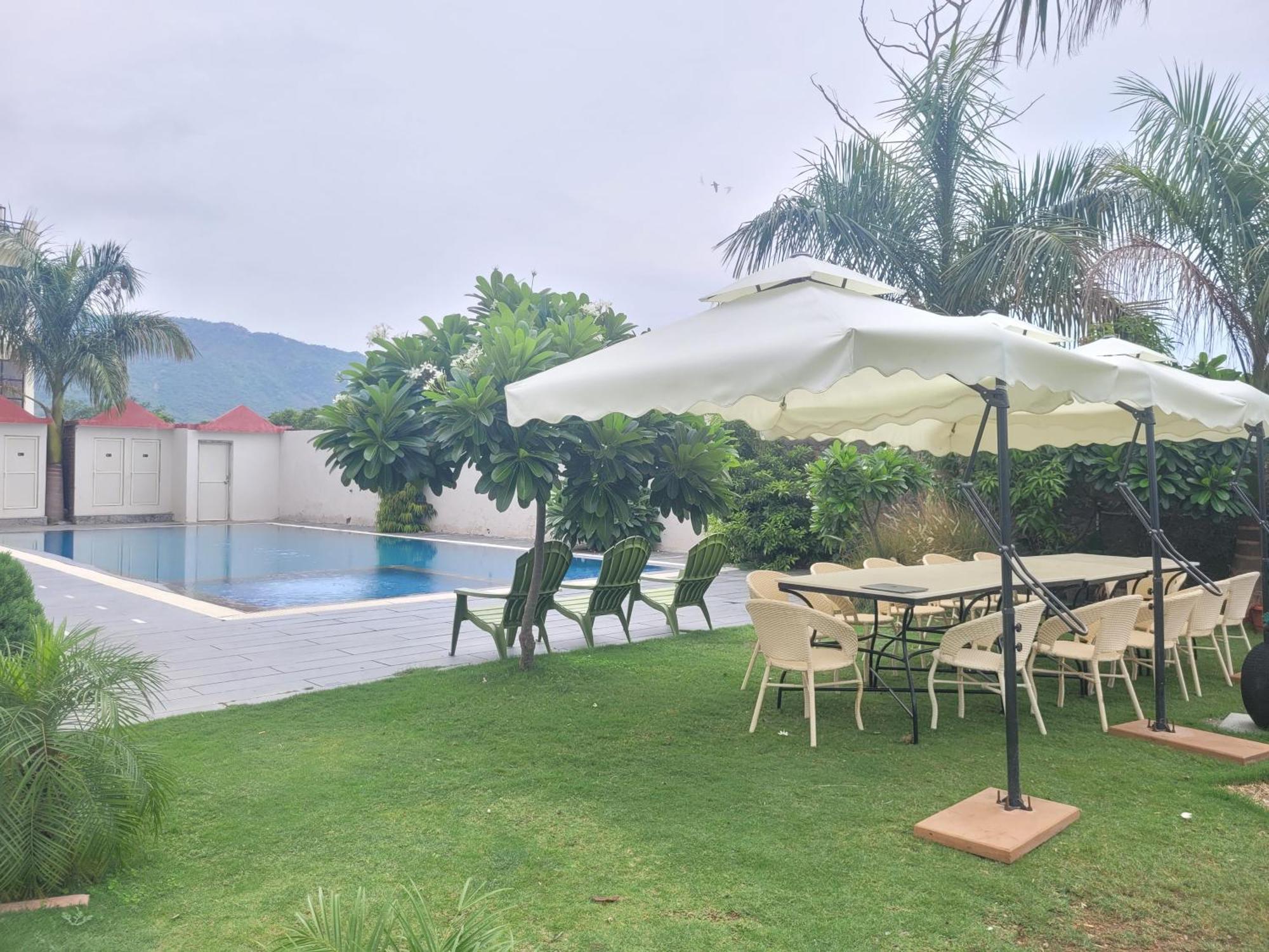 Surya Uday Villa Udaipur Eksteriør billede